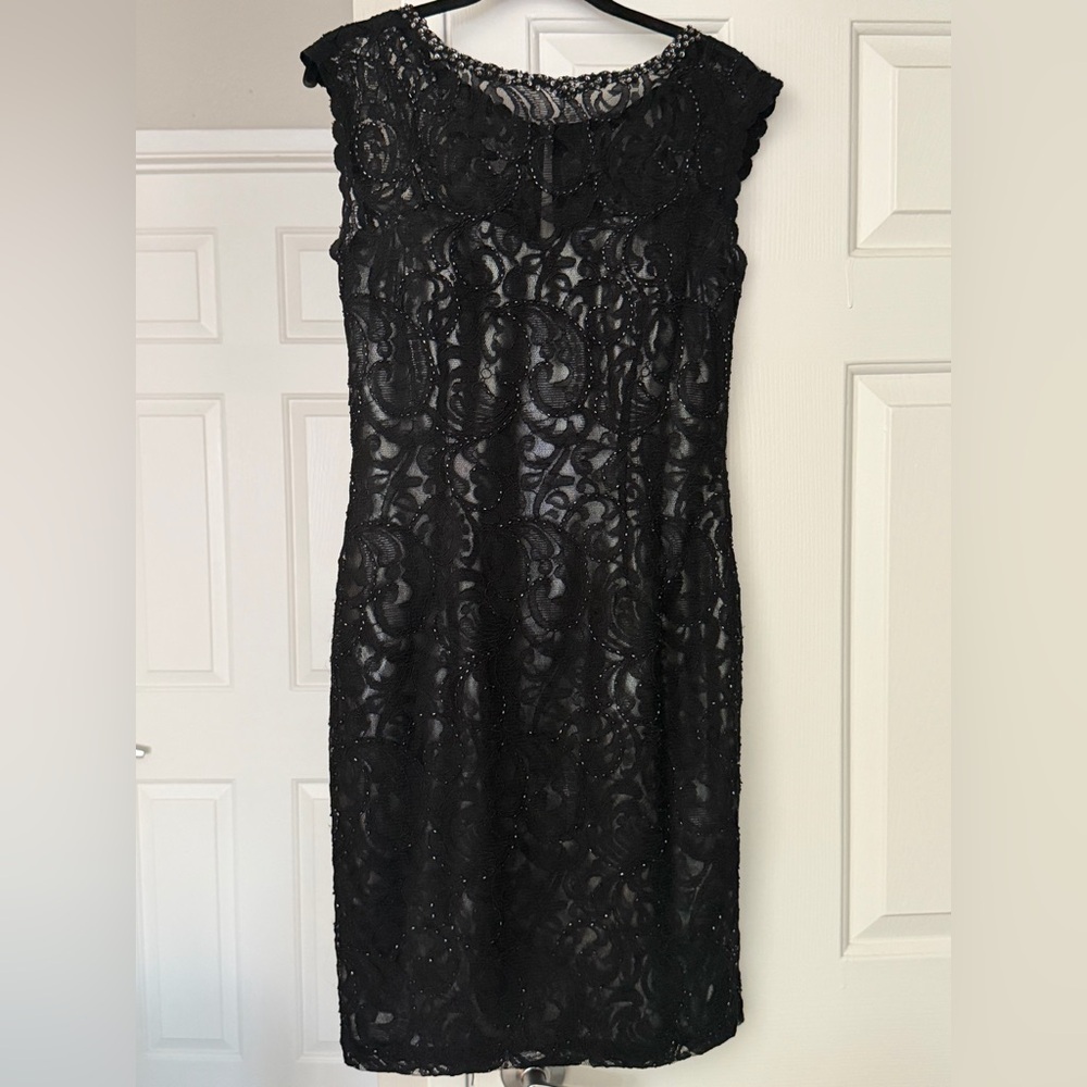 Aidan Mattox Cocktail Dress Beaded Black Lace Size 4 Metallic Illusion Wedding